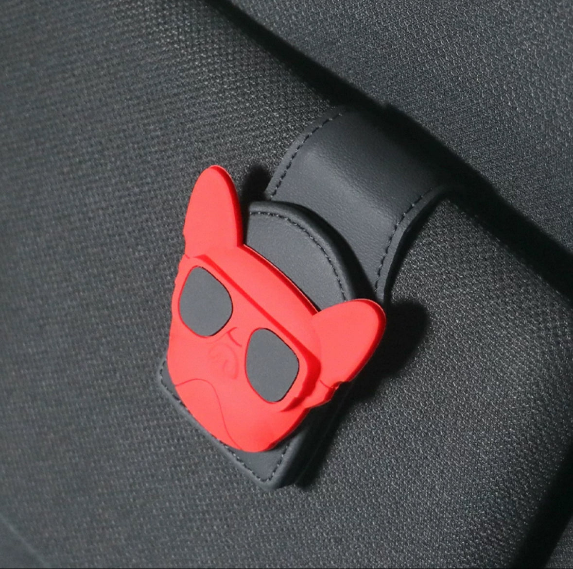 【OULA】Car glasses clip car sunshade storage clip glasses holder personality car interior hanging sunglasses sunglasses clip card clip