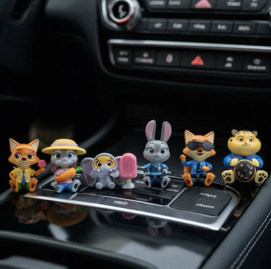 【OULA】Crazy Animal City Car Ornament Cartoon Judy Rabbit Nick Fox Leopard Officer Car Center Console Ornaments